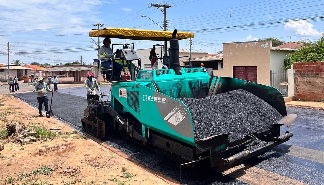 Equipamentos de pavimentação